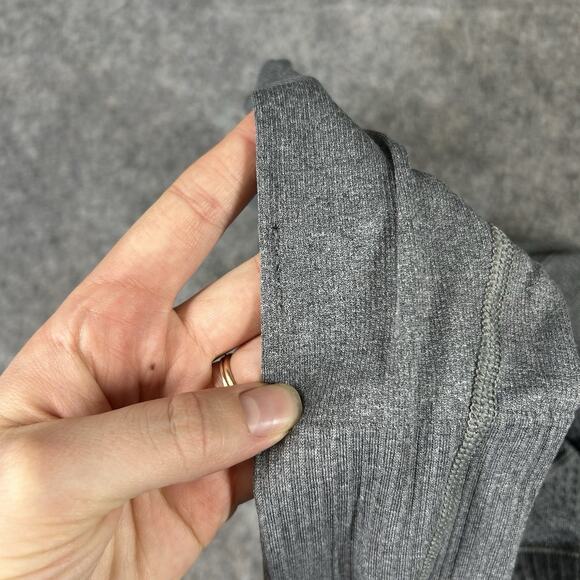 Lululemon Swiftly Tech Womens 6 Long Sleeve Gray Athletic Running Flaws - Picture 8 of 10